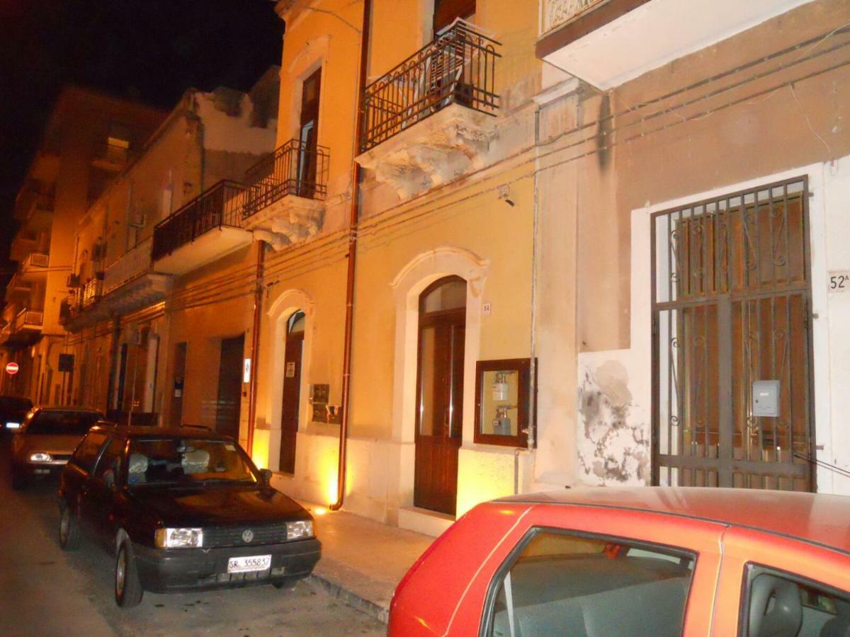 Come A Casa Syracuse Bagian luar foto